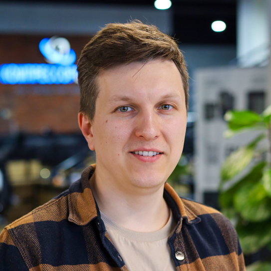 Олег Акимов